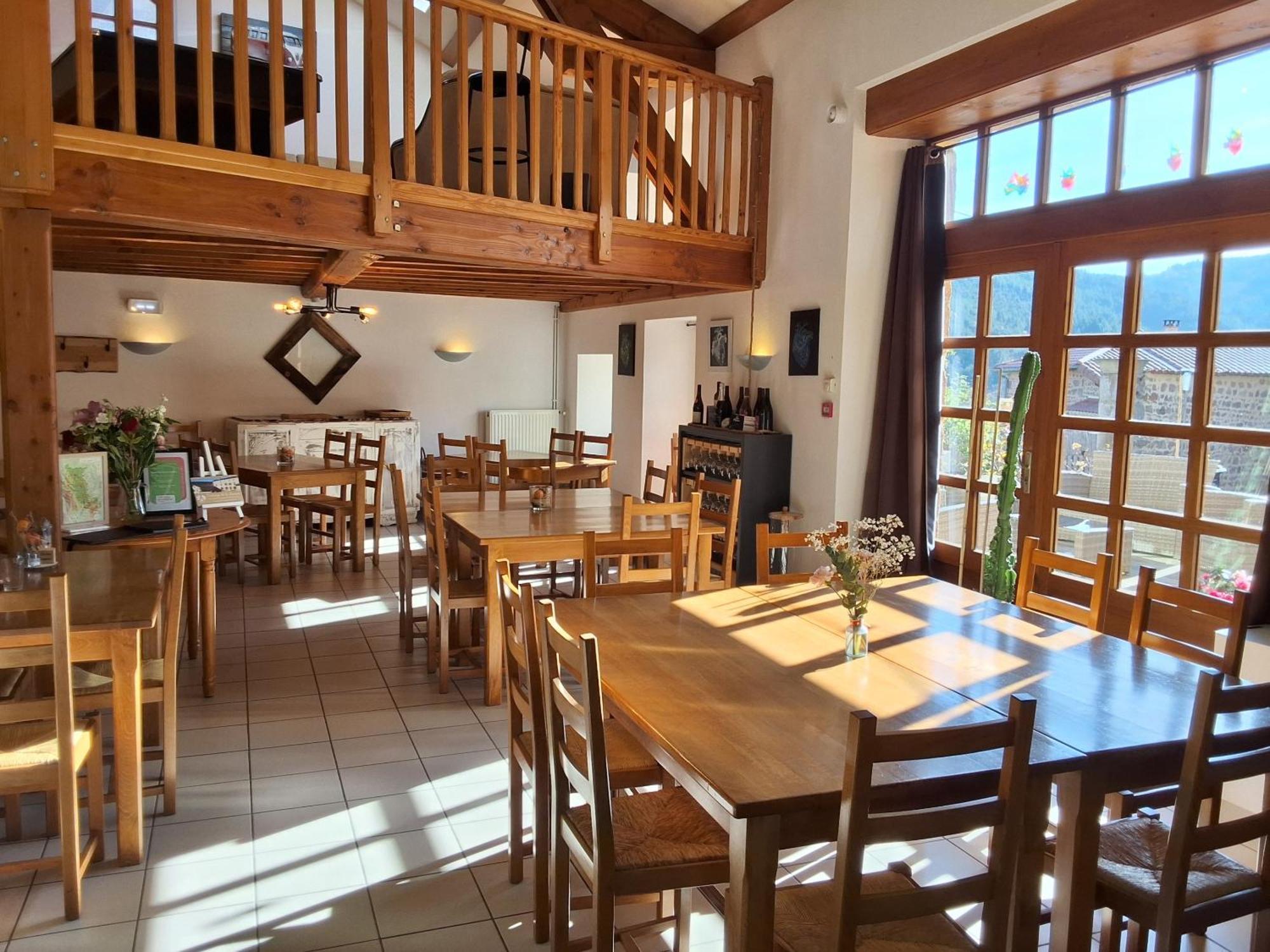 L'Auberge De La Source La Valla-sur-Rochefort Bagian luar foto